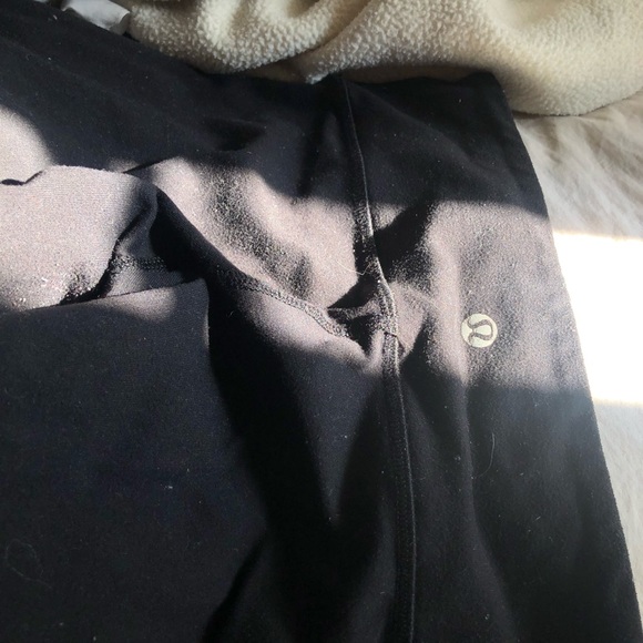 lulu lemon leggings - Picture 3 of 6